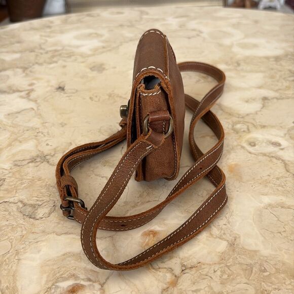 Roots Tribe Leather Mini Crossbody Bag As New - Picture 8 of 17
